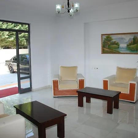 Freskia Hotell Sarandë