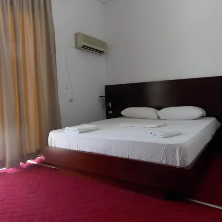 Freskia Hotell Sarandë