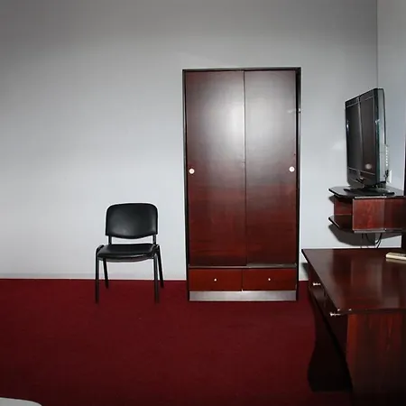Hotell Freskia 3*