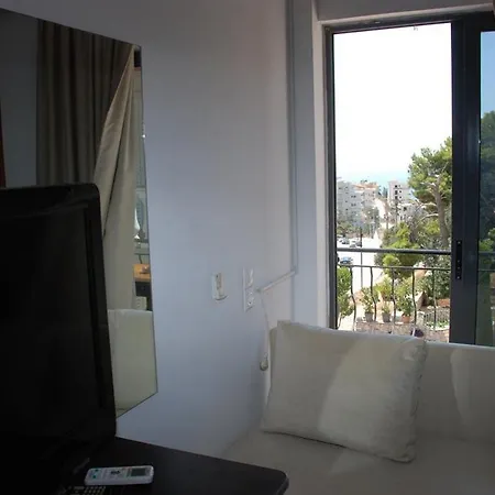 Freskia Hotell